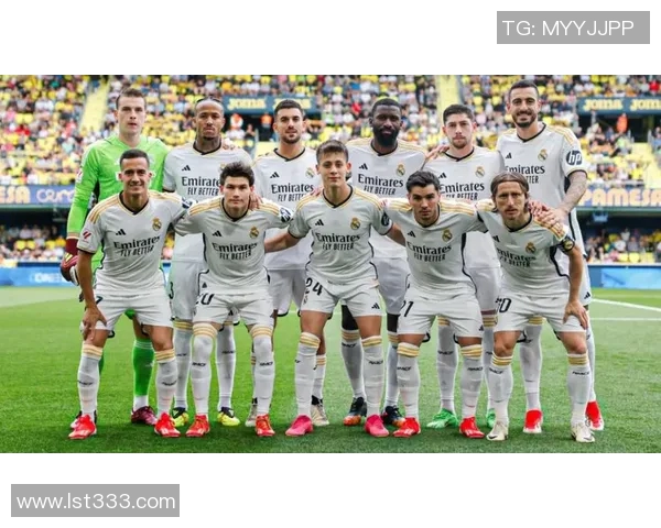 西甲争冠形势复杂皇马客场被贝蒂斯逆转近五轮仅获一胜跌至第三